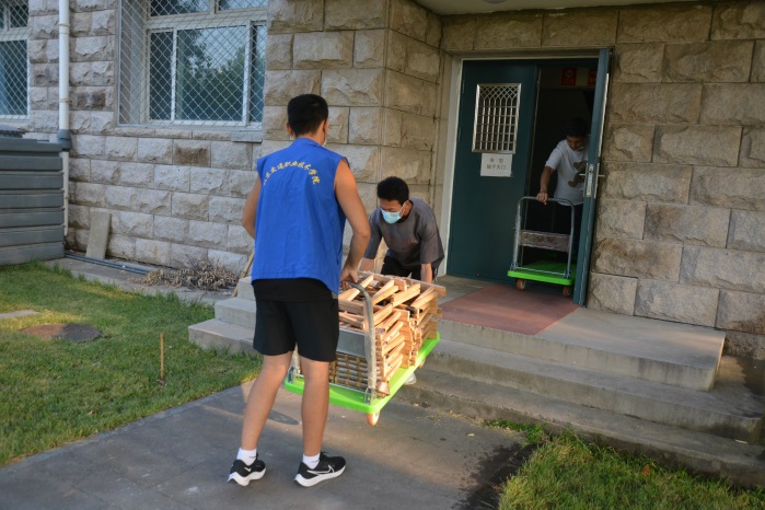 说明: I:\新闻稿、微信公众号\上传资料\2022年7-12月\2022.9.27路桥系迎新新闻稿\迎新新闻稿所用照片\14.JPG